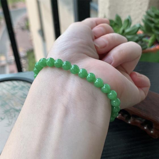 Sunny Green Bead Bracelet